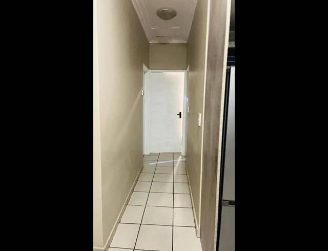 2 BEDROOM HOUSE FOR SALE IN SOUTH HILLS